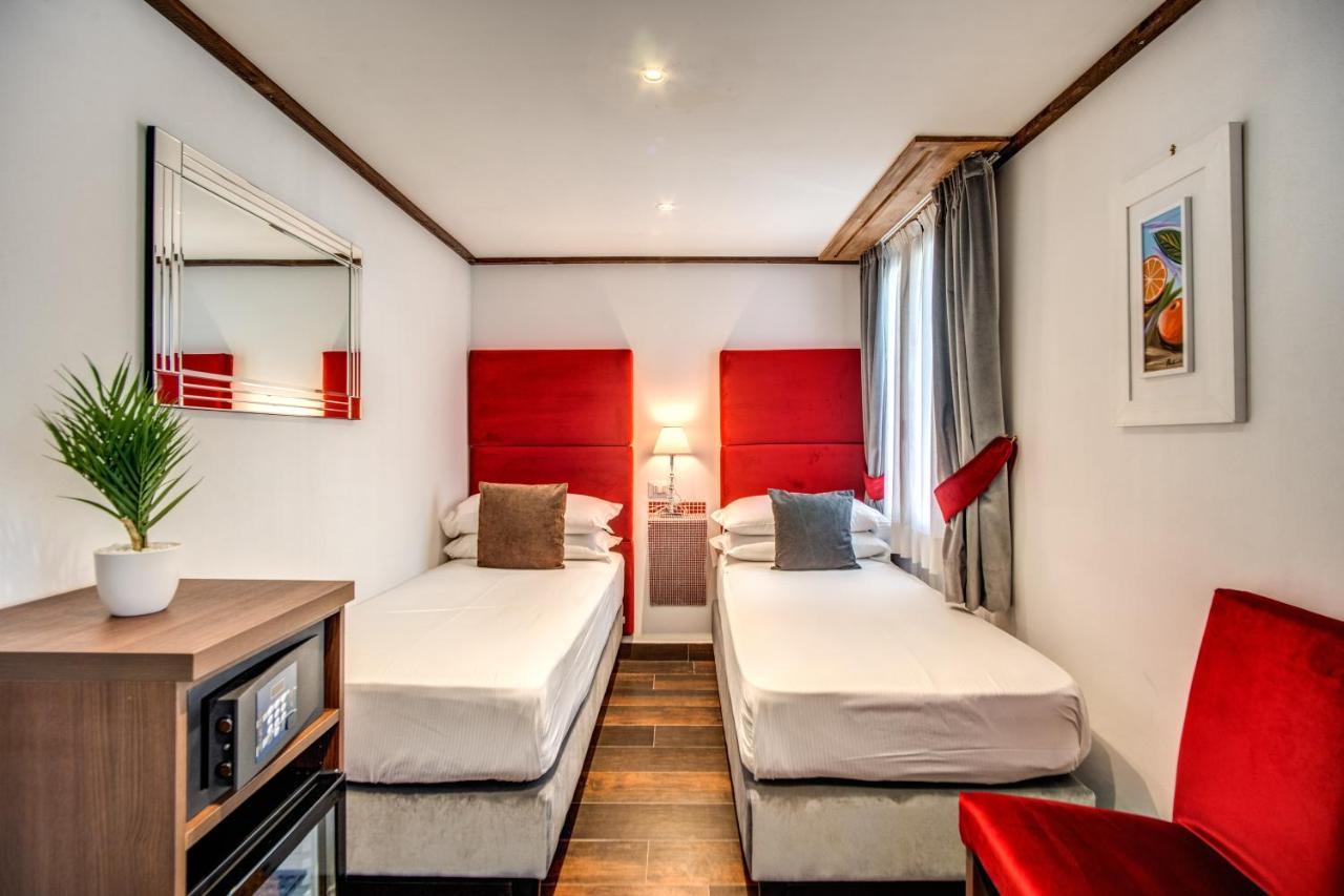 Piazza Di Spagna Comfort Rooms Roma Dış mekan fotoğraf